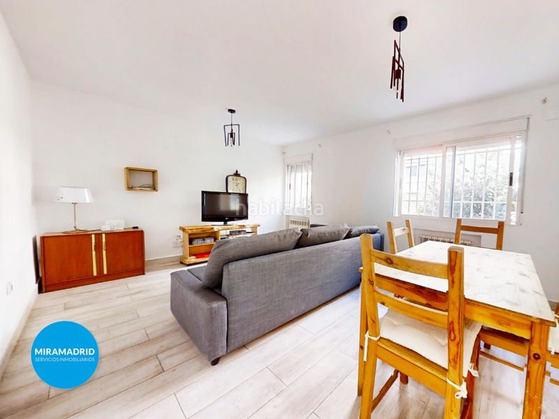 Foto d45b61c1-1ae0-42ac-9397-93a8be315113. Planta baixa a Canillejas Madrid
