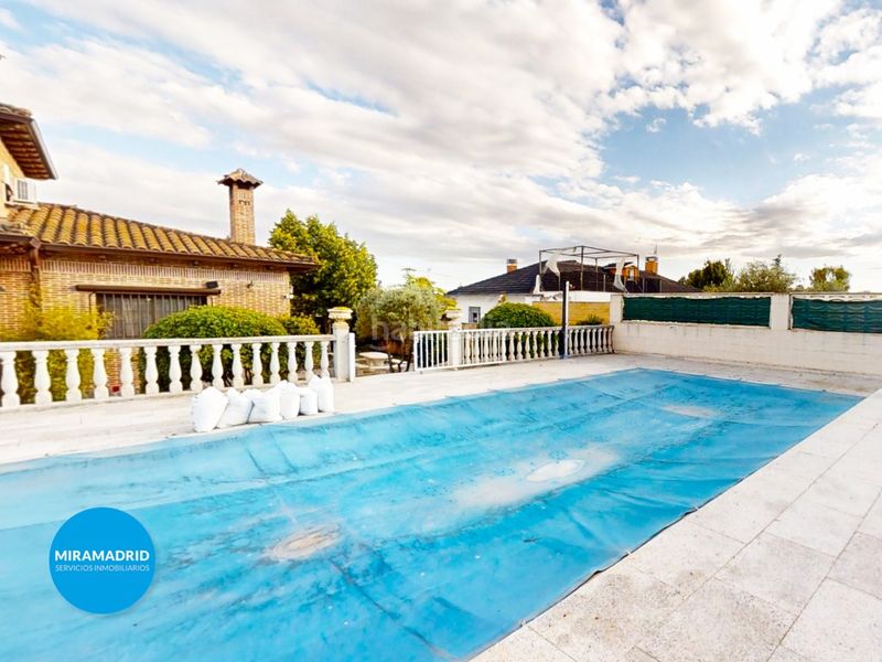 Foto ca1aa8cf-acae-45be-b5c2-736cfd76f519. Xalet amb aparcament piscina a Torrejón del Rey