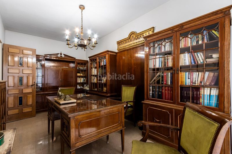 Foto 5b9ed9e0-85d1-4872-9ea4-8a1ce3f48fba. Casa adossada amb piscina a Centre Sabadell
