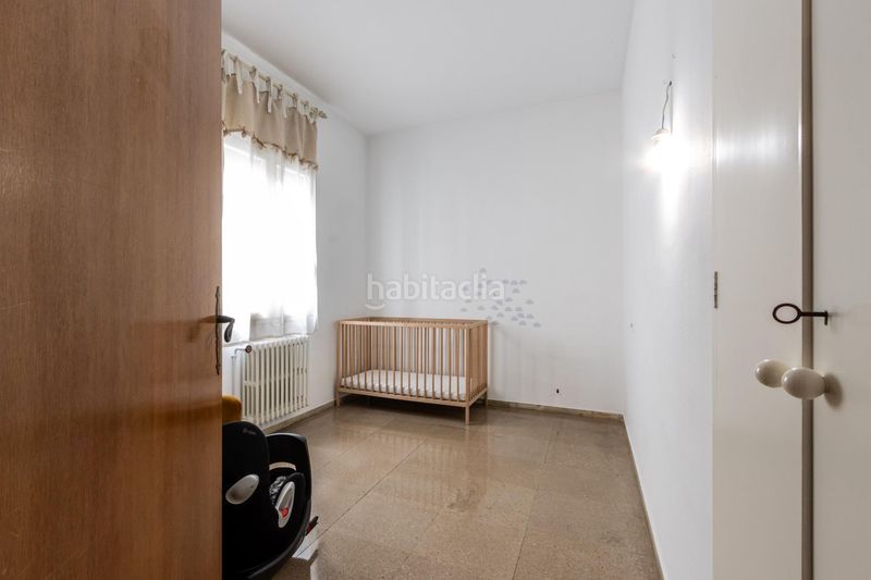 Foto bd5ea1c4-1f45-41f8-81d9-2ae06d36489b. Casa adossada amb piscina a Centre Sabadell