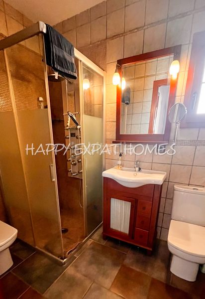Foto bb739eb7-ebeb-4864-a83d-25c3647d18ad. Xalet amb aparcament piscina a Olivella