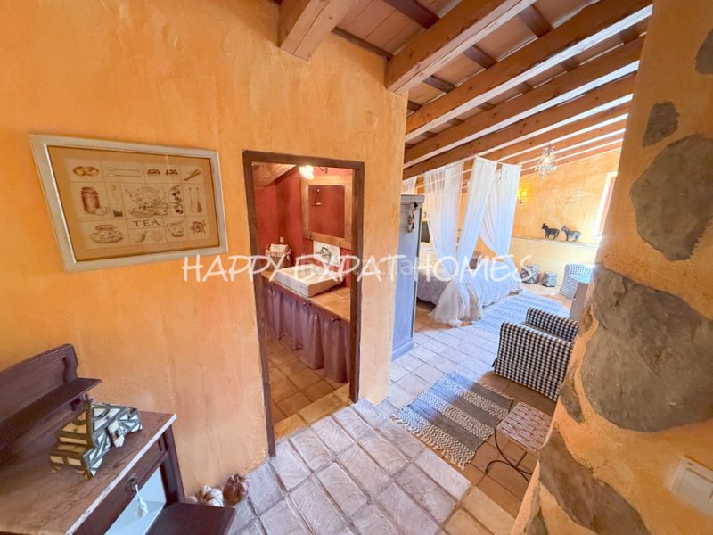 Foto d77b11c2-2922-482a-a62c-9234cb693623. Masia amb calefacció a Olivella