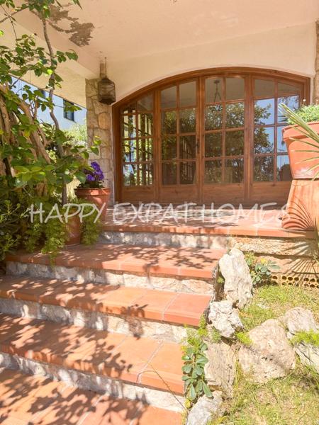 Foto b901a589-abc1-48dc-a6d7-e9944d3171b3. Chalet en Vallpineda-Santa Bàrbara Sitges