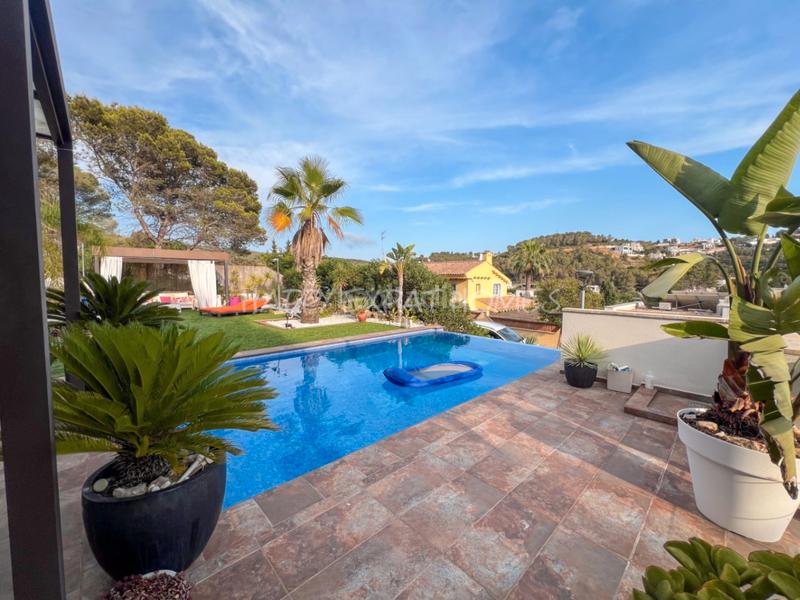 Foto 9c705578-91be-4c1f-bfaa-3f6047538f09. Rent house with heating parking pool in Mas Alba Sant Pere de Ribes