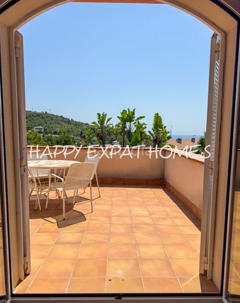 Foto 212d1abf-ee1e-451a-9a66-cfa213f4c058. Chalet en Levantina - Montgavina - Quintmar Sitges