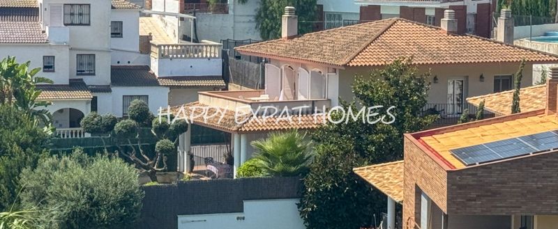 Foto bd826e3d-59cc-44e8-accb-d0d487d95827. Chalet en Levantina - Montgavina - Quintmar Sitges