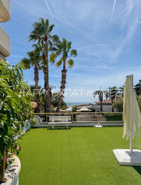 Foto 4b357503-8006-428e-9fc4-7c5ed7793e2c. Apartament amb calefacció piscina a Can Girona - Terramar - Vinyet Sitges