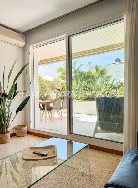 Foto 8c94ef20-f68b-4317-b7c1-f8be3866c0ff. Apartment with heating pool in Can Girona - Terramar - Vinyet Sitges