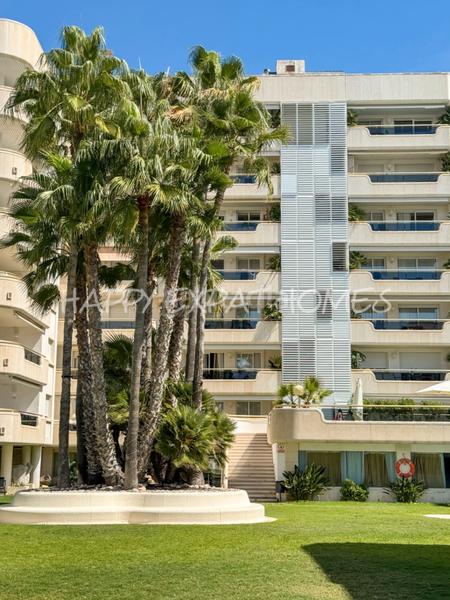 Foto dd057e78-b322-46df-86ea-5bb9ebc31320. Apartment with heating pool in Can Girona - Terramar - Vinyet Sitges