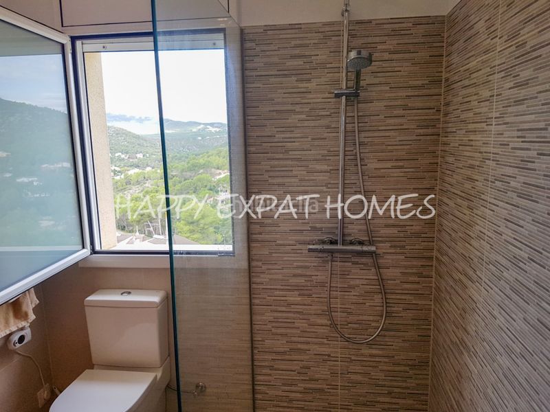 Foto 979f1fc8-2e8d-4e49-994d-ef616816d98b. Chalet en Olivella