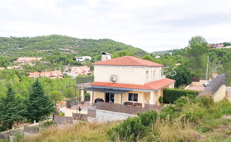 Foto e370977f-839d-473d-a8d2-3fbff84f50a0. Chalet en Olivella