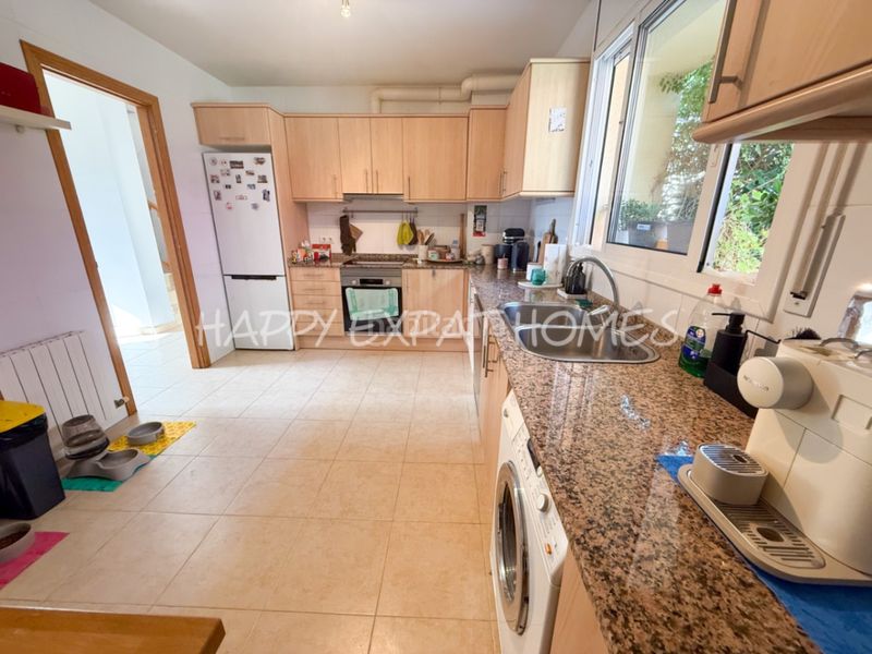 Foto f97a7720-16db-48f6-8429-80a8c37bc837. Chalet en Olivella