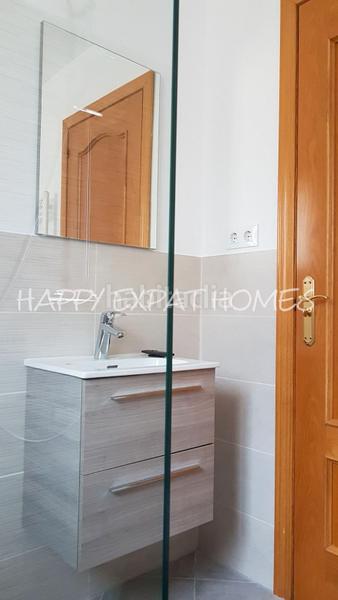 Foto 410e025c-b27e-4312-a511-db72610d2630. Rent chalet with heating parking pool in Olivella