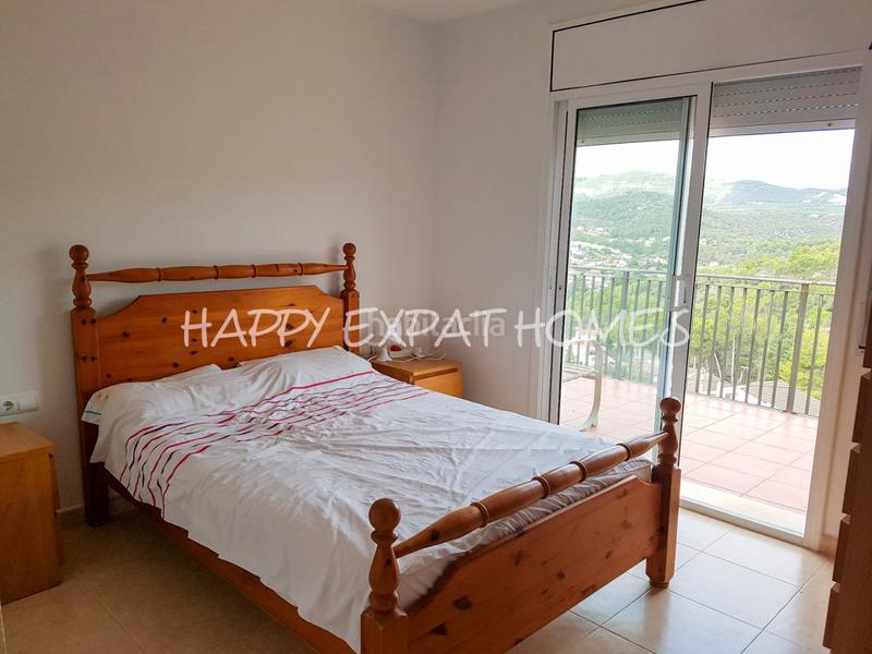 Foto 4e8eae17-d086-4f12-83f1-6b1263eb8fd2. Rent chalet with heating parking pool in Olivella