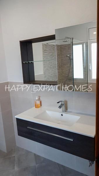 Foto a5abf2ad-4137-4980-96e1-623c660a26e9. Rent chalet with heating parking pool in Olivella