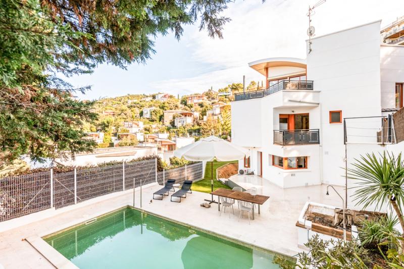 Foto c4ad792b-9629-4ea9-a1e0-31c89cf488bd. Chalet con riscaldamento parcheggio piscina in Vallvidrera - Tibidabo - Les Planes Barcelona