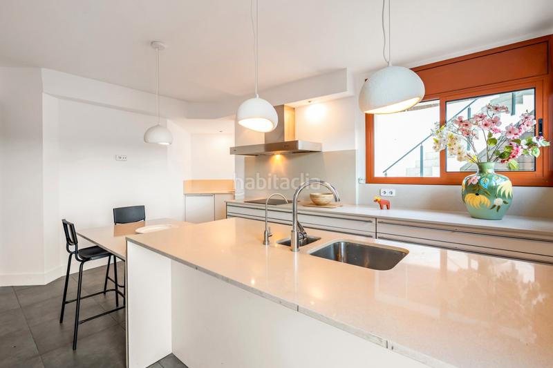 Foto cbc24bad-8e21-441f-9737-72d538e50241. Chalet con riscaldamento parcheggio piscina in Vallvidrera - Tibidabo - Les Planes Barcelona