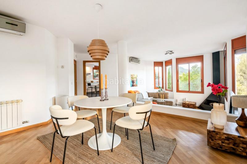 Foto dd6a844b-6588-4f0d-8c14-2d1a12d131c8. Chalet con riscaldamento parcheggio piscina in Vallvidrera - Tibidabo - Les Planes Barcelona