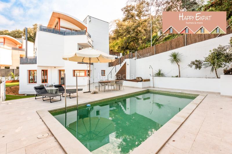 Foto ff00aab5-6226-4fd0-bcc3-4977dad1c5ef. Chalet con riscaldamento parcheggio piscina in Vallvidrera - Tibidabo - Les Planes Barcelona