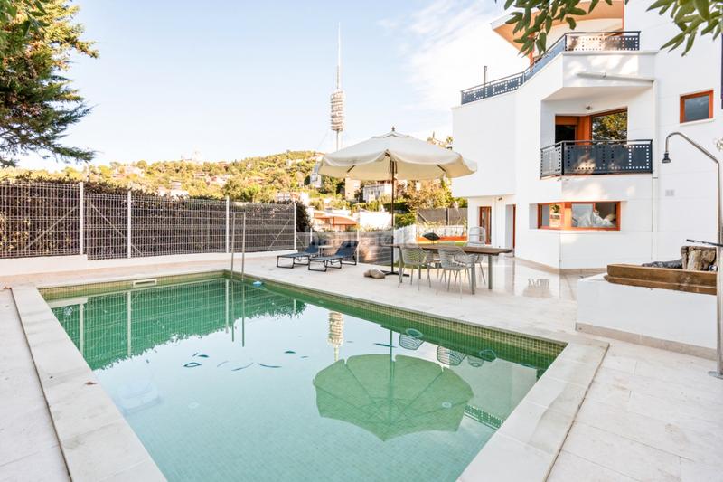 Foto 789a72a8-7aac-4a88-85b1-41e24bb07bd1. Xalet amb calefacció aparcament piscina a Vallvidrera - Tibidabo - Les Planes Barcelona