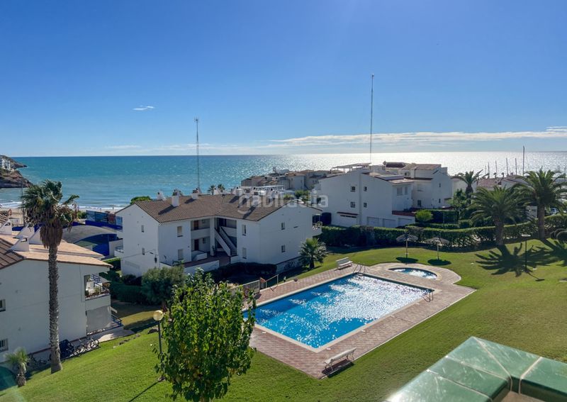 Foto a0e019d6-7e6b-4d32-a80b-f3b11bd87a39. Pis amb calefacció piscina a Aiguadolç - Sant Sebastià Sitges