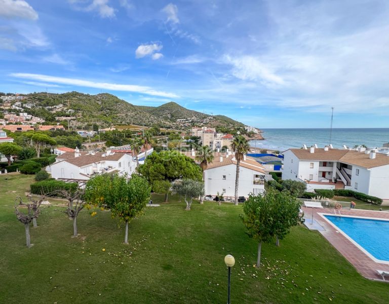 Foto fc52bb74-ed61-4c9a-9821-ce19e6800041. Pis amb calefacció piscina a Aiguadolç - Sant Sebastià Sitges