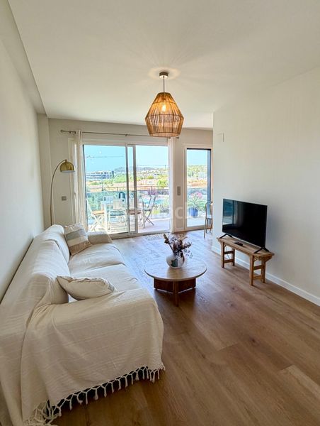Foto 5092d169-22a3-4ec4-b489-e0fd49c27529. Lloguer apartament amb calefacció aparcament piscina a Sitges