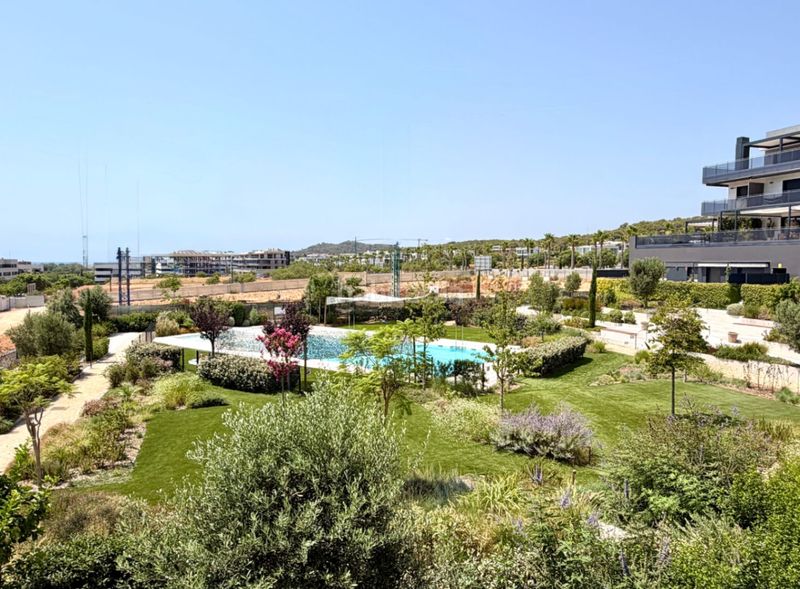 Foto dd6ff672-4d9b-4b19-a407-8deb96590dce. Lloguer apartament amb calefacció aparcament piscina a Sitges