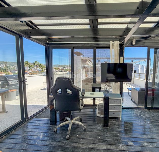 Foto 683b040f-42c9-4d48-8b31-37e3eb91c6ac. Rent duplex with heating parking pool in Can Girona - Terramar - Vinyet Sitges