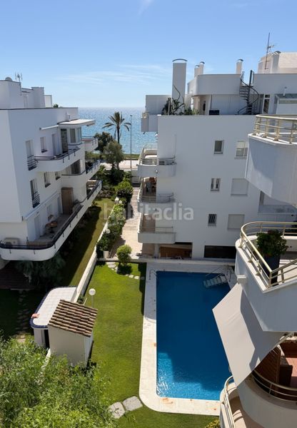 Foto 9821e090-e9e4-49fd-99cf-987282b2d074. Rent duplex with heating parking pool in Can Girona - Terramar - Vinyet Sitges