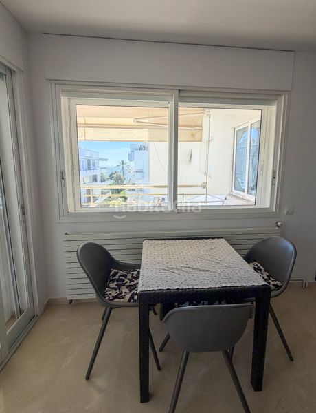 Foto b9543a70-a10a-4c2e-83df-70b4f9d0a474. Rent duplex with heating parking pool in Can Girona - Terramar - Vinyet Sitges