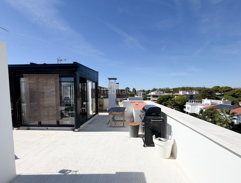 Foto c9c8fa6d-91e7-4364-a4e0-bbbef1023cbb. Rent duplex with heating parking pool in Can Girona - Terramar - Vinyet Sitges