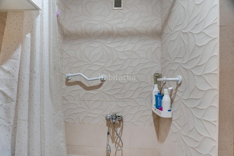 Foto acee43b6-5e7b-4aba-abfb-630515d15f2a. Piso en La Gavarra Cornellà de Llobregat