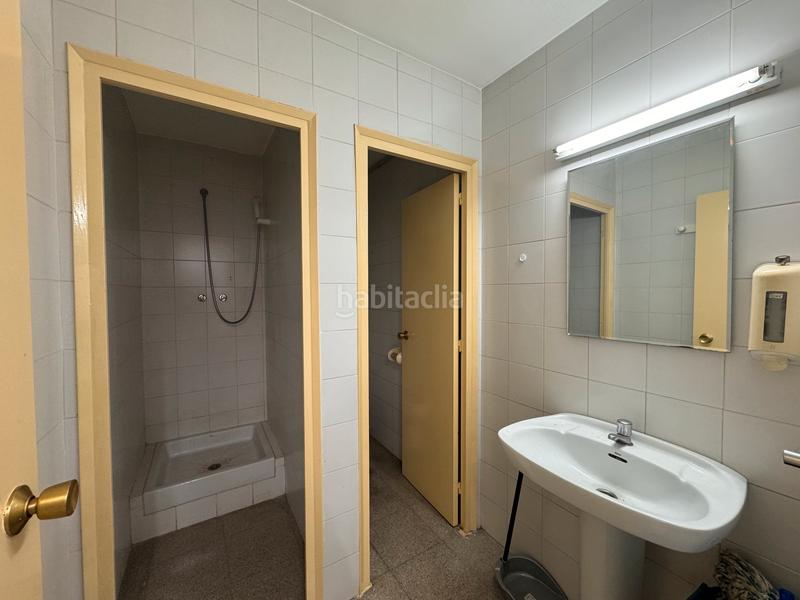 Foto 03c16508-56a0-4027-ba54-6763852e6c98. Bâtiment à usage industriel dans Centre Hospitalet de Llobregat (L´)