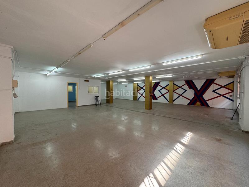 Foto fd643c91-2bb9-4c02-a0b9-c10c9308a8a6. Fabrikhalle in Centre Hospitalet de Llobregat (L´)