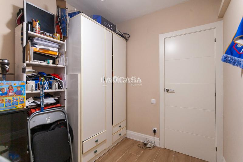 Foto 430e37b8-9481-4a60-8e8e-870a979e103b. Piso oportunidad!! en Can Vidalet Esplugues de Llobregat