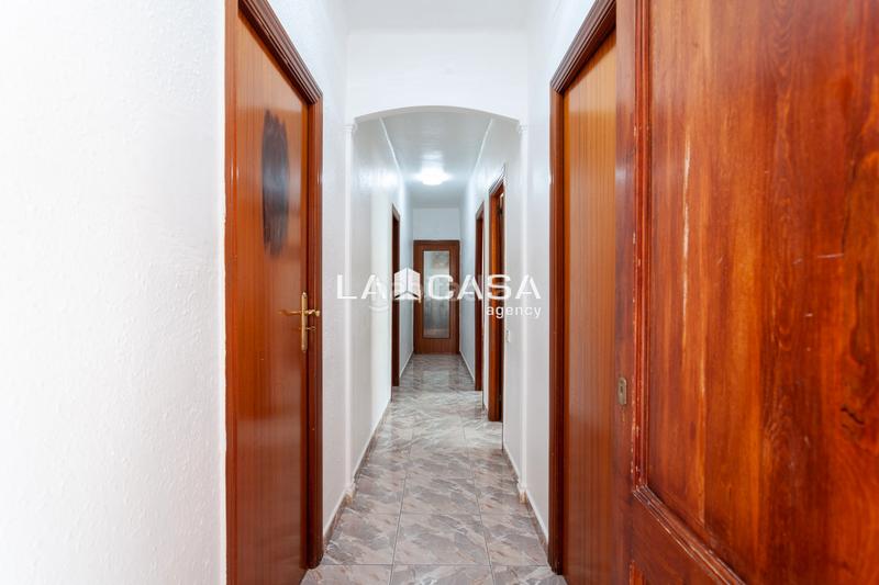 Foto bd0a291e-5664-4270-afd2-8cd082573087. Piso oportunidad inversor en Vista Alegre Castelldefels
