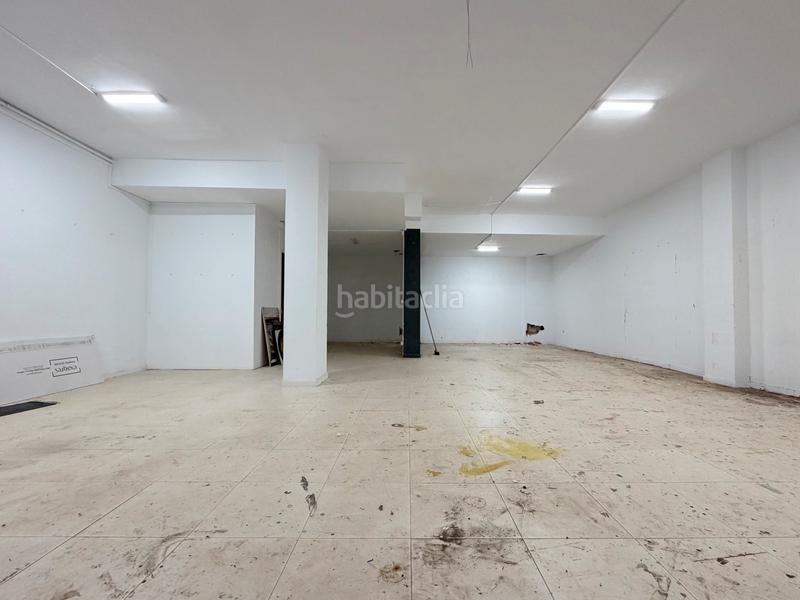 Foto 0731755e-53d4-4f54-a747-aec1b1b85d15. Local comercial a Putget - Farró Barcelona