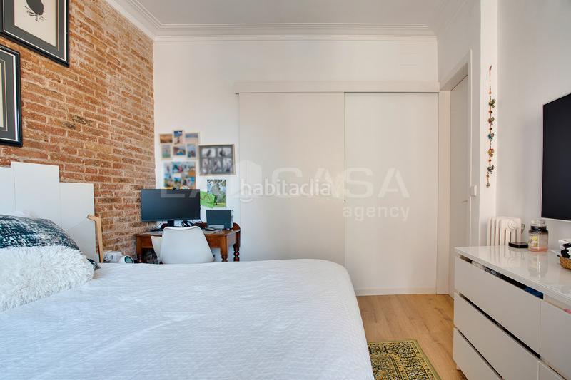 Foto 0b9d1790-a582-4a33-93e1-783a708844de. Dachwohnung mit heizung in Sagrada Família Barcelona