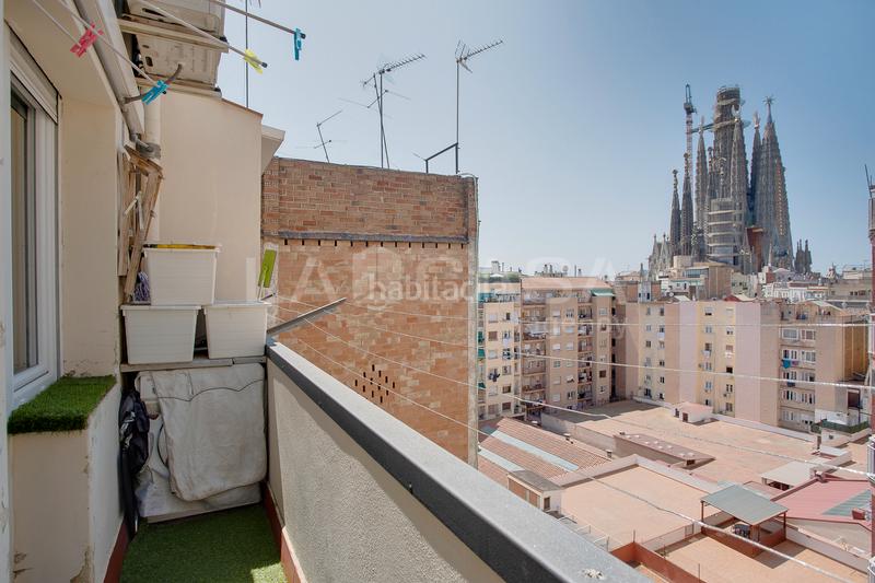 Foto 6d0300a2-2d94-4c09-88d2-a498e8db455b. Dachwohnung mit heizung in Sagrada Família Barcelona