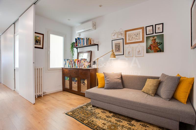 Foto d0efddbf-9331-4a50-a766-862d3259e455. Dachwohnung mit heizung in Sagrada Família Barcelona