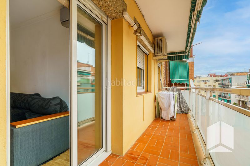 Foto 862b70a8-4f53-4033-8c3f-2e81bc9cc339. Pis a Castell-Poble Vell Castelldefels