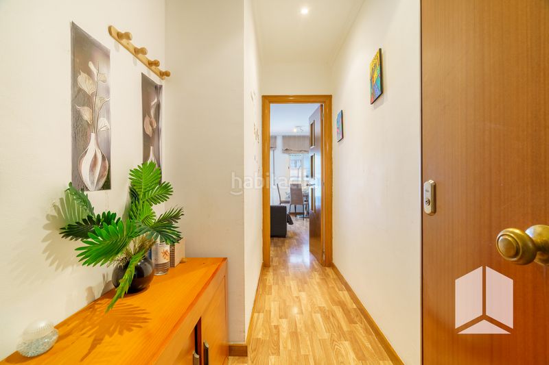 Foto f0e86c80-61f9-4a28-850c-af816814ead2. Pis a Castell-Poble Vell Castelldefels