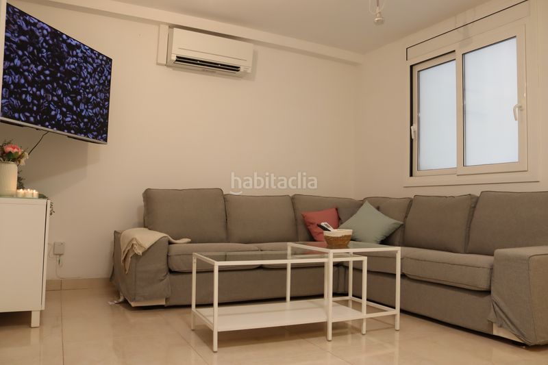 Foto 0235eed4-c773-442d-8448-7470f5fa3c1e. Planta baixa a Sants Barcelona