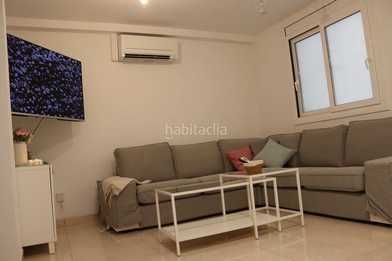 Foto 9470d0e8-3feb-4abd-aced-8d87395e3374. Planta baixa a Sants Barcelona