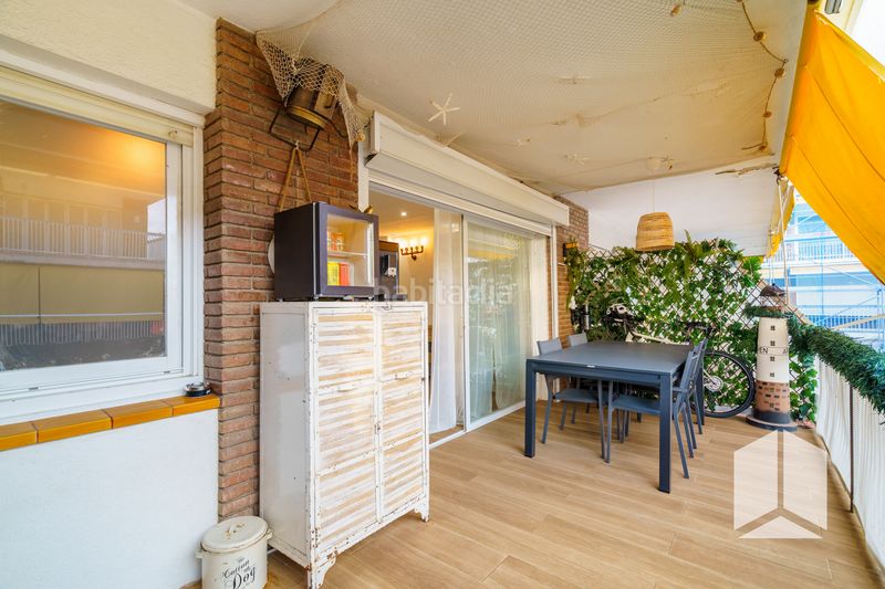 Foto 95b31f4e-c062-44c0-911f-4245dfd5dbf2. Pis amb aparcament piscina a Baixador Castelldefels