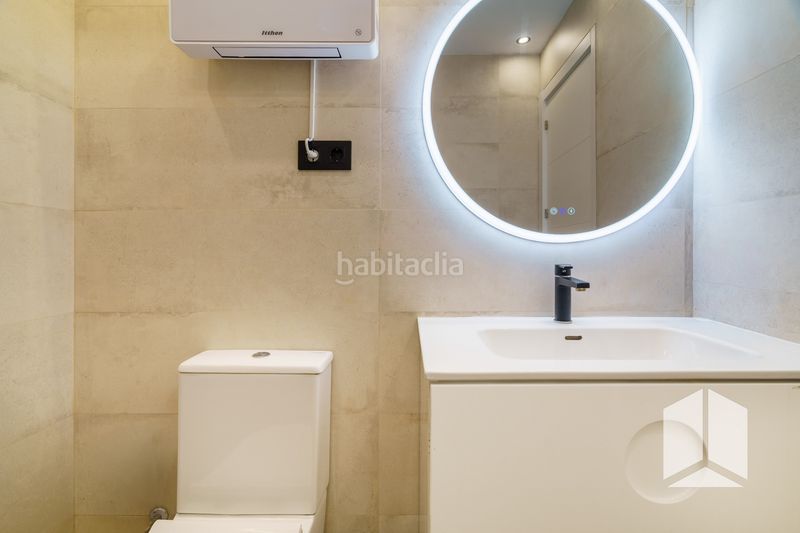 Foto a233787c-a364-48dd-8891-f9c65fb3dcab. Pis amb aparcament piscina a Baixador Castelldefels