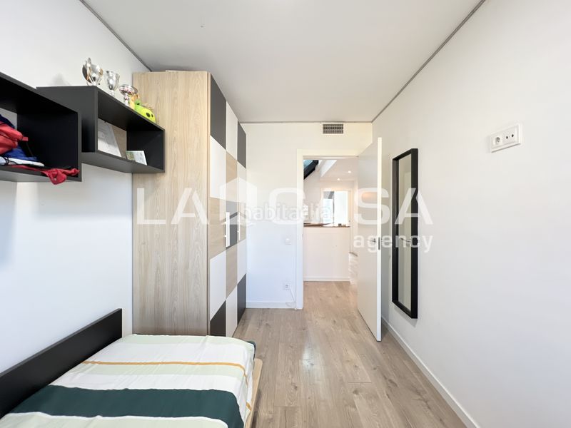 Foto 1b4c2e1a-de6d-4722-b11a-82f1a42c2bae. Casa amb calefacció aparcament piscina a Progrés - Pep Ventura Badalona