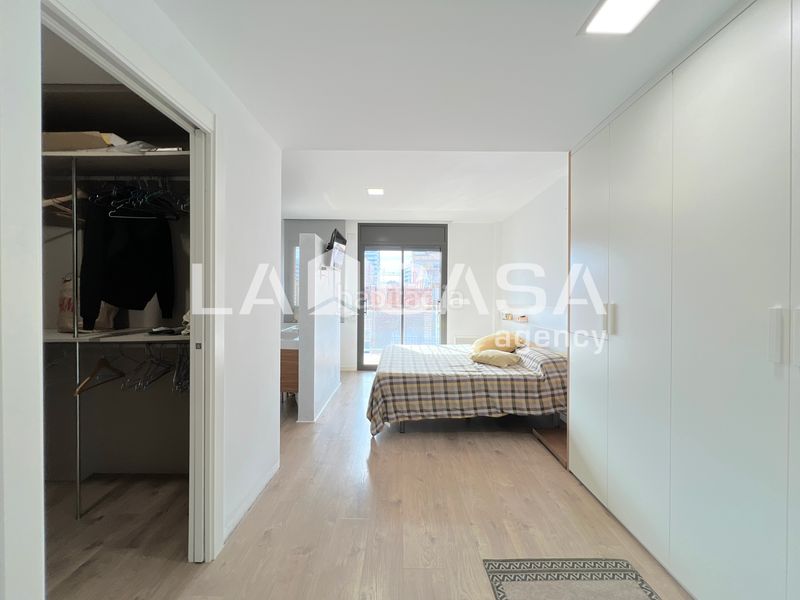 Foto b31aee86-f666-4df7-99d0-c2208cdcc085. Casa amb calefacció aparcament piscina a Progrés - Pep Ventura Badalona