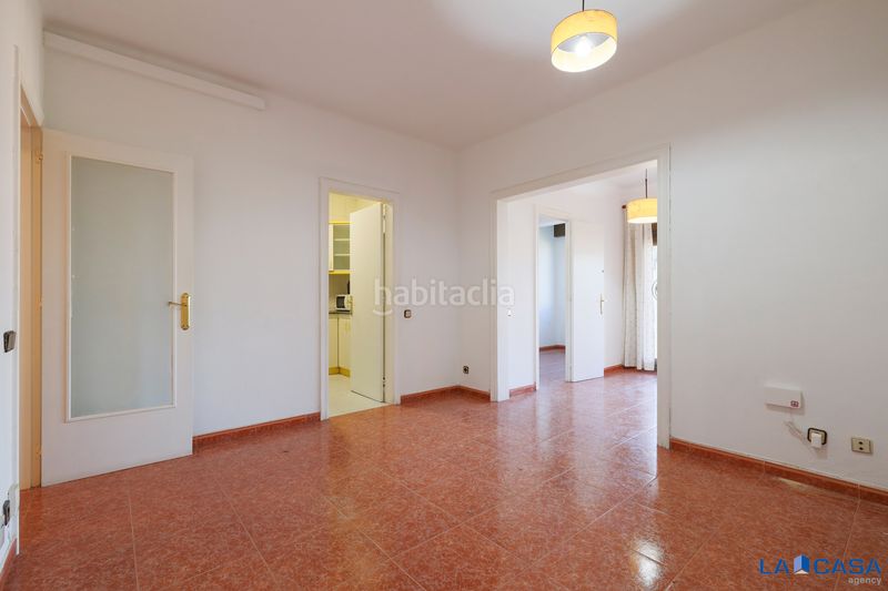 Foto 259a6388-495c-476e-b4fb-82265edf0bcc. Pis a Font de la Guatlla Barcelona